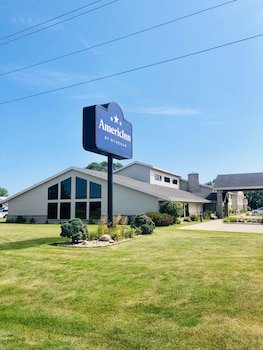 AmericInn by Wyndham Iowa Falls