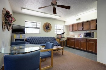 Americas Best Value Inn Tyler/Winona