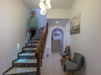 Bluetopia Suites