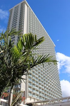 Ala Moana Hotel by LSI Resorts
