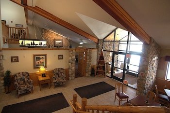 Shell Lake Lodge, a Travelodge by Wyndham