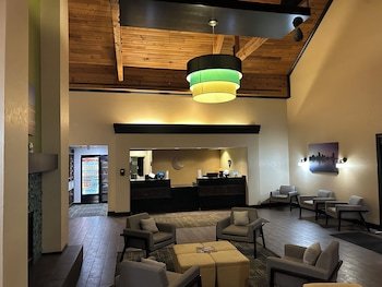 Comfort Inn & Suites Toledo