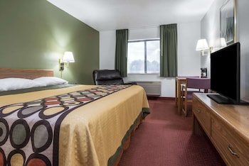 Super 8 by Wyndham Fond Du Lac