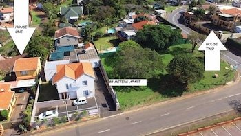 Flintstones Guest House Durban