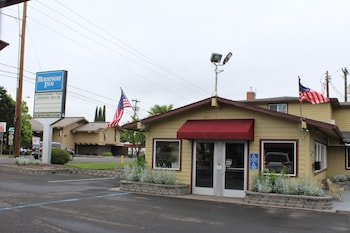 Rodeway Inn Medford
