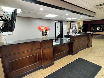 OYO Hotel Phenix City Central