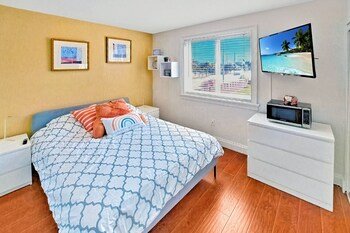 Chic Ocean Miami 88