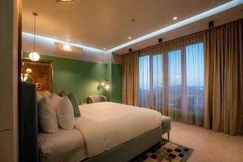 Damask Resort