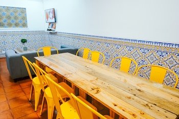 Help Yourself Hostels Restelo