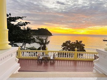 Nam Du Palace Hotel