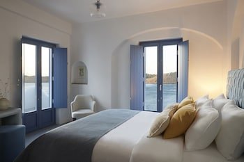 Kea Mare Luxury Villas