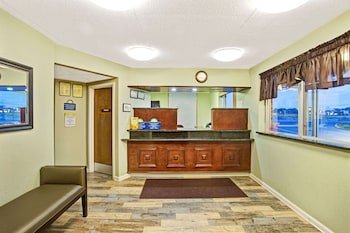Days Inn by Wyndham Clarksville TN