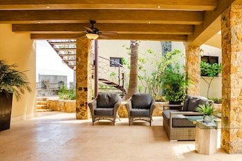 Castillo Blarney Inn