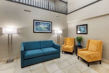 Best Western Watertown Inn & Suites