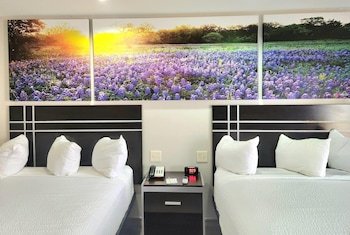 Days Inn by Wyndham Baytown Garth Road I10 East