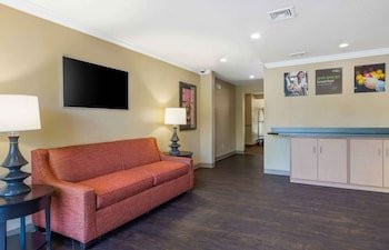 Extended Stay America Hartford Farmington