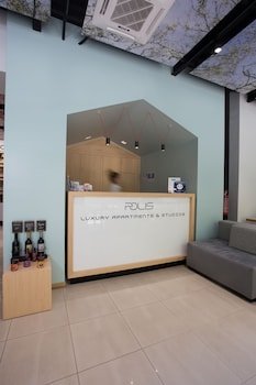Polis Apartments