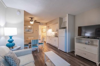 Club Destin Condos