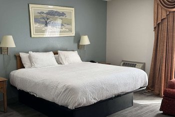 Days Inn By Wyndham Medford