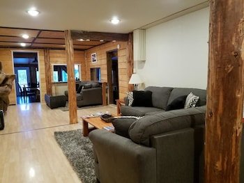 Northern Sky Lodge