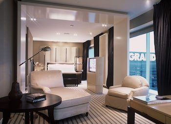 SKYLOFTS at MGM Grand