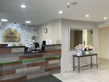 La Quinta Inn by Wyndham Cincinnati North