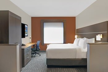 Holiday Inn Express Newport