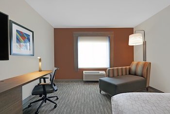 Holiday Inn Express Newport