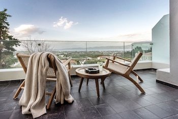 Acro Upscale Residences
