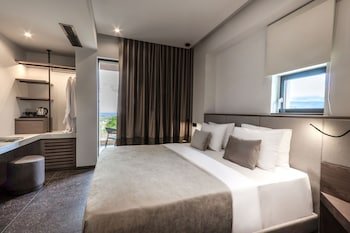 Acro Upscale Residences