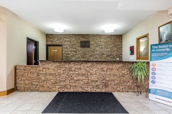 Quality Inn & Suites Chesterfield Village