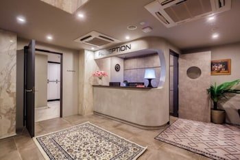 Circular House Capsule Hotel