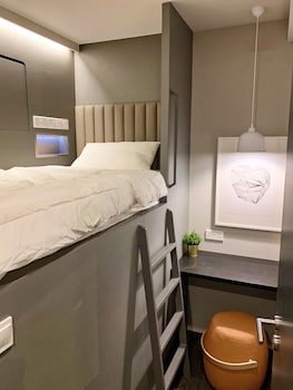 Circular House Capsule Hotel