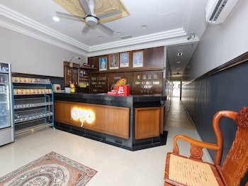 Nice Stay Hotel by OYO Rooms