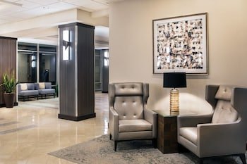 Sheraton Suites Chicago Elk Grove