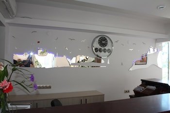 Bronze Hotel