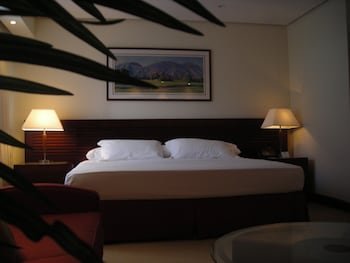 Hotel & Suites Caracas