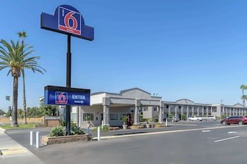 Studio 6 Suites Madera, Ca - Yosemite