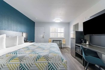 Studio 6 Suites Madera, Ca - Yosemite