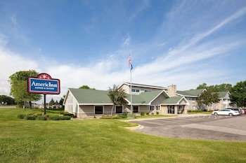 AmericInn by Wyndham Northfield