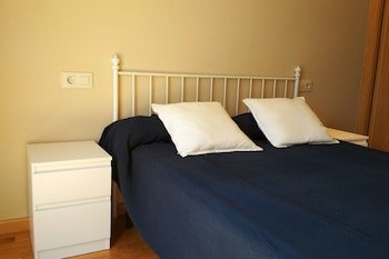 Apartamentos Playa de las Catedrales 3000