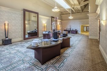 Crowne Plaza Indianapolis Downtown Union Station