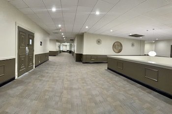 SureStay Plus Hotel by Best Western Lawton