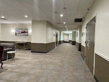 SureStay Plus Hotel by Best Western Lawton