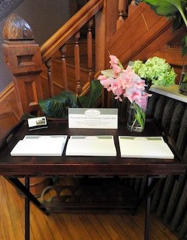 Champaign Garden Inn