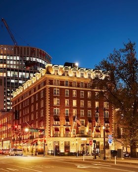 The Eliot Hotel
