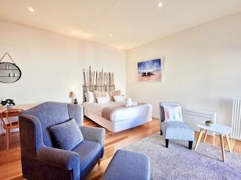 Phoenix Apartments