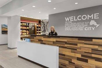 Hampton Inn By Hilton Cornwall
