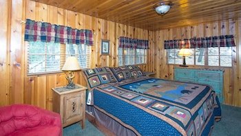 Whispering Pine Cabins