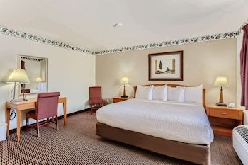 Baymont by Wyndham Loveland/Fort Collins Area